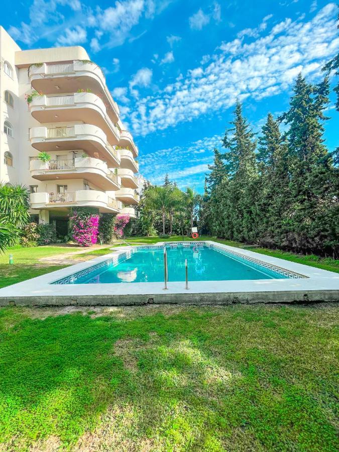 Great Puerto Banus Apartment Марбелья Экстерьер фото